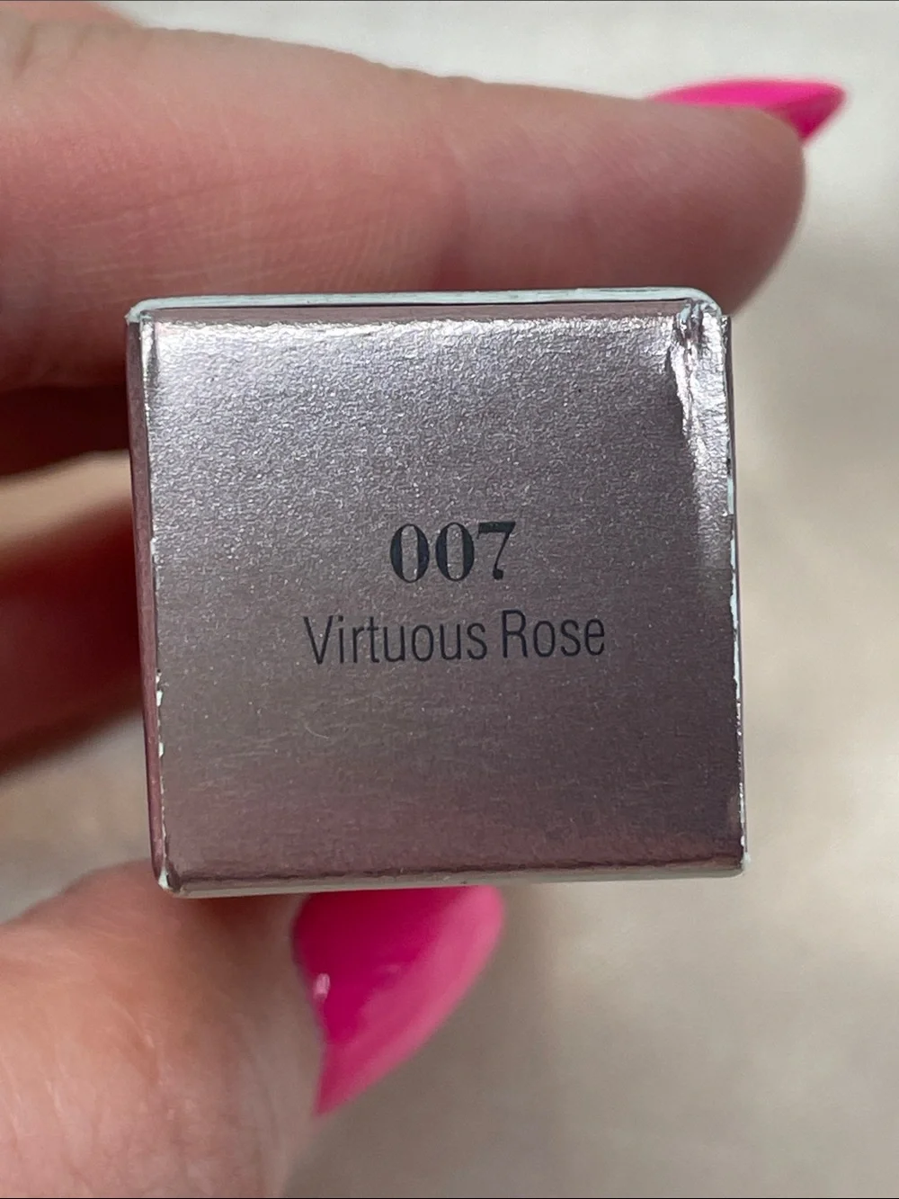 Elizabeth Arden Lip Color Lipstick in 007 Virtuous Rose - NIB